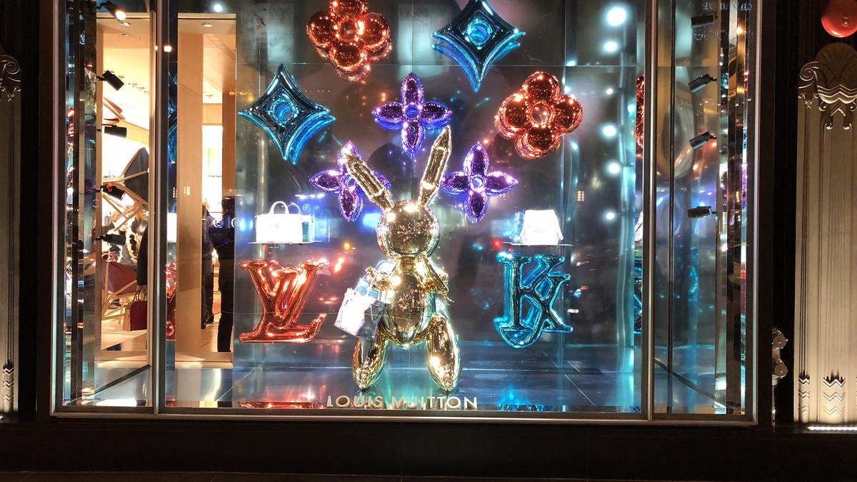 Louis Vuitton Retail Window Display | Simpson Group